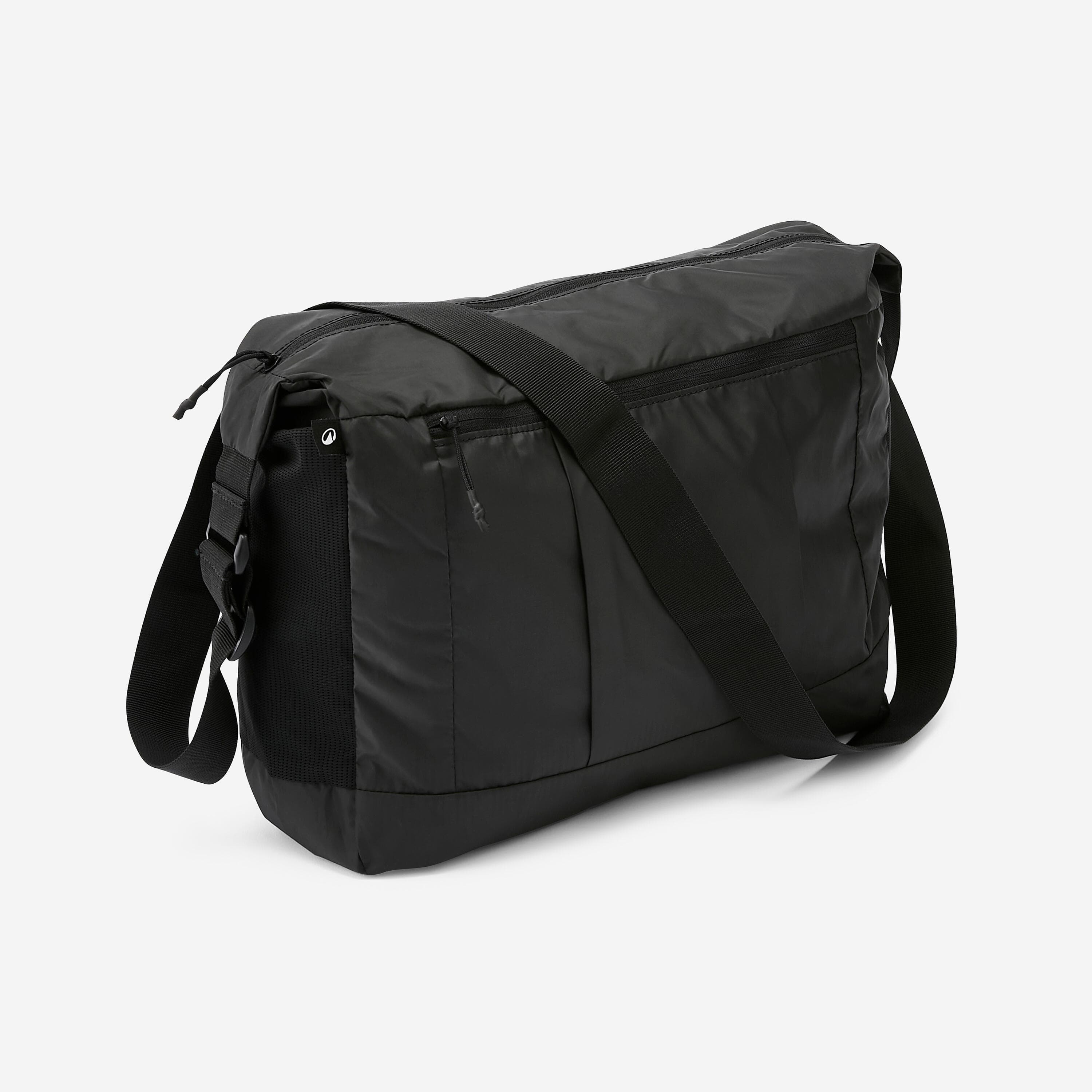 DECATHLON Skladná turistická brašna TRAVEL 15 l černá