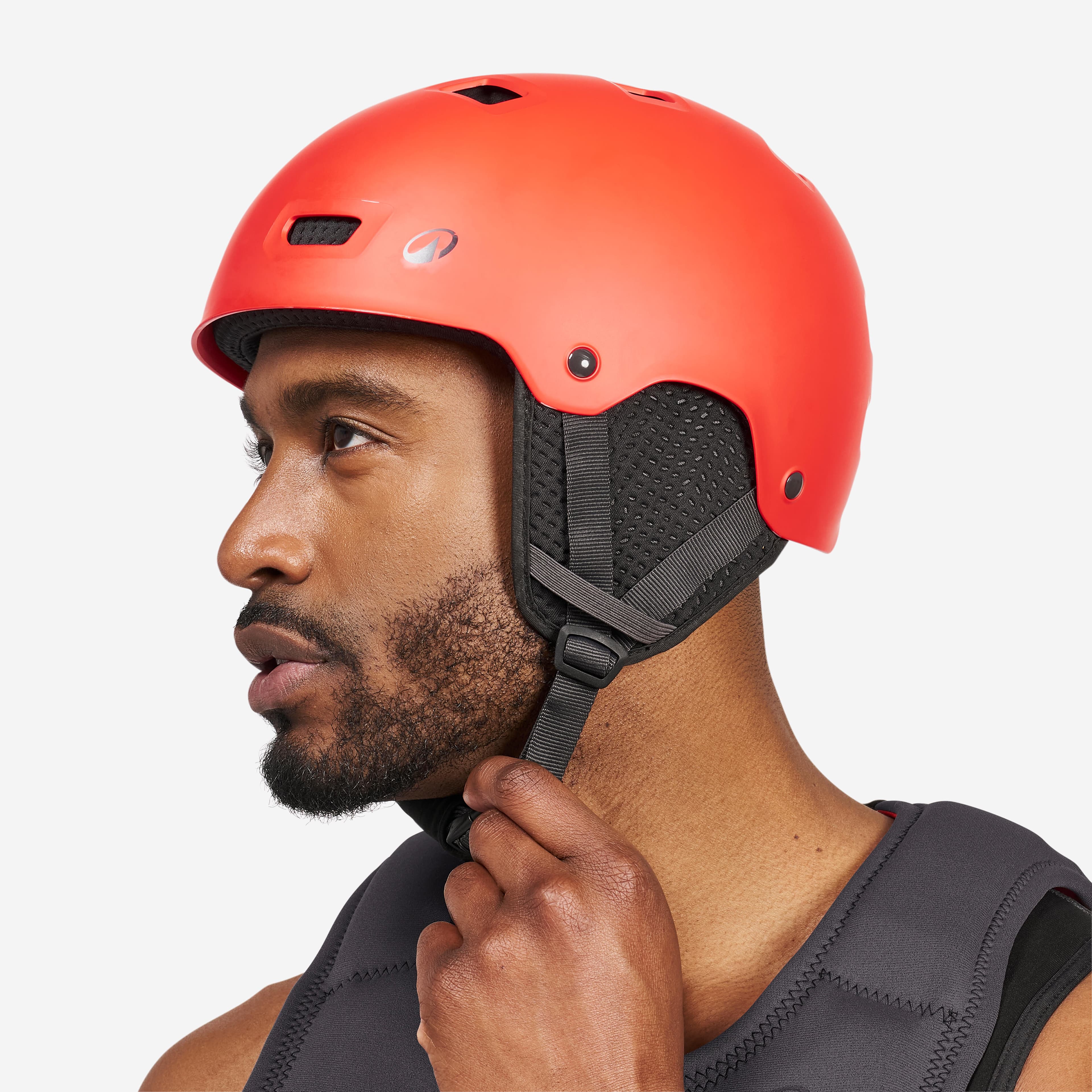 DECATHLON Přilba na vodní sporty 100