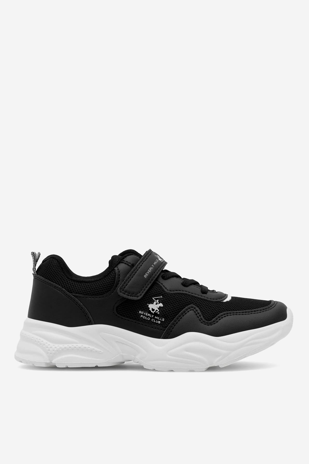 Sneakersy