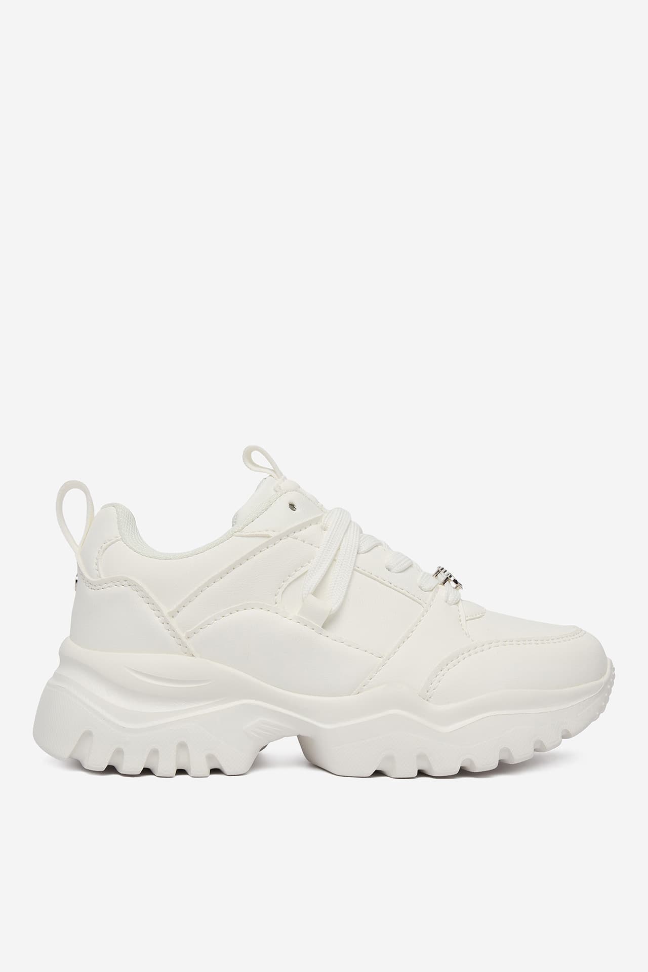 Sneakersy