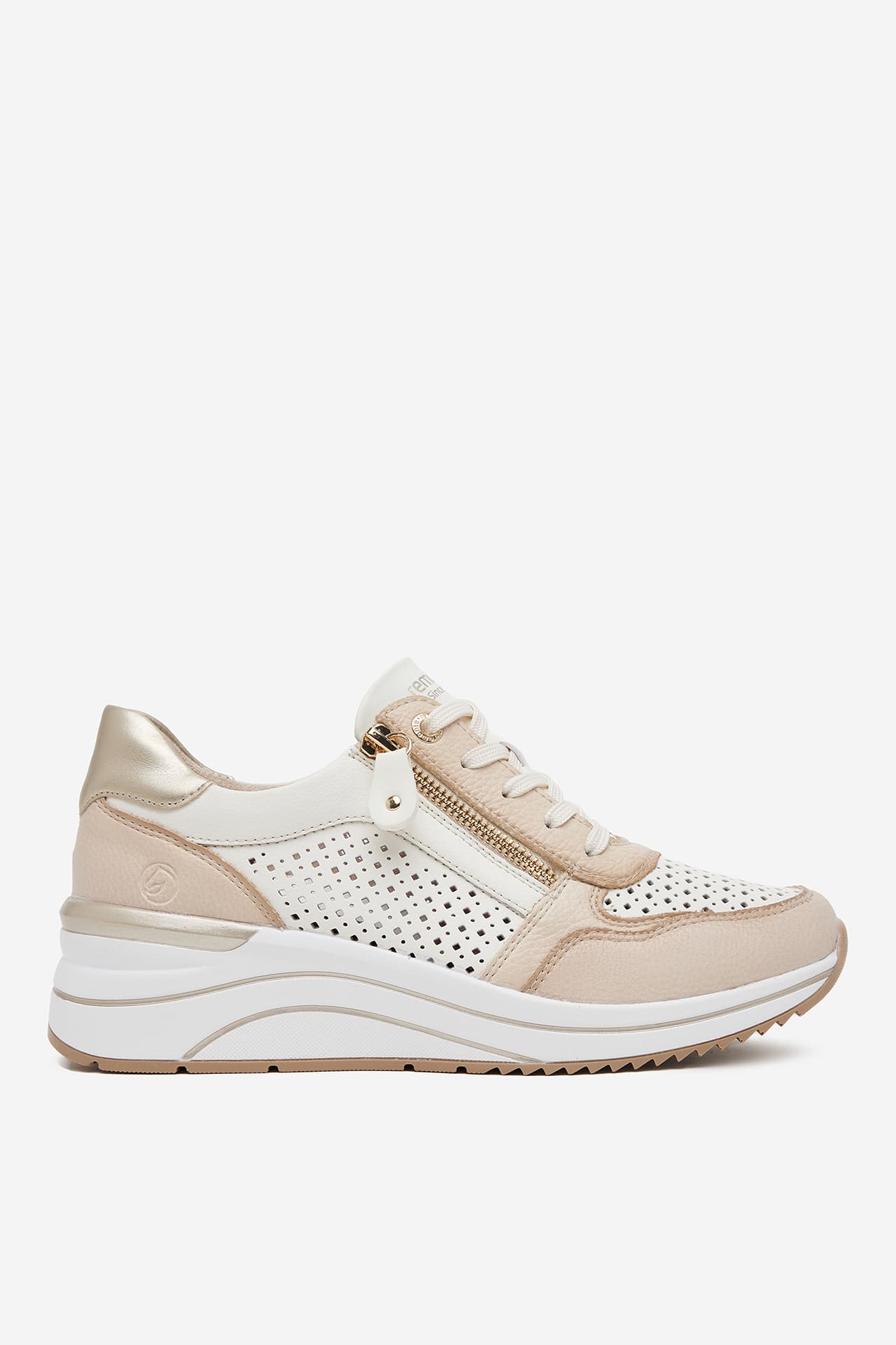 Sneakersy