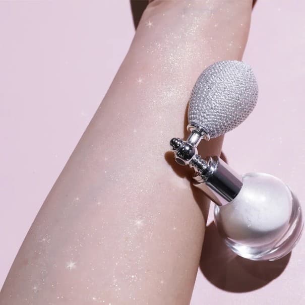 Tělový třpytivý sprej Vodotěsný sprej na tělo se třpytkami Tělový dlouhotrvající bronzer Rozjasňovač ve spreji Platinum