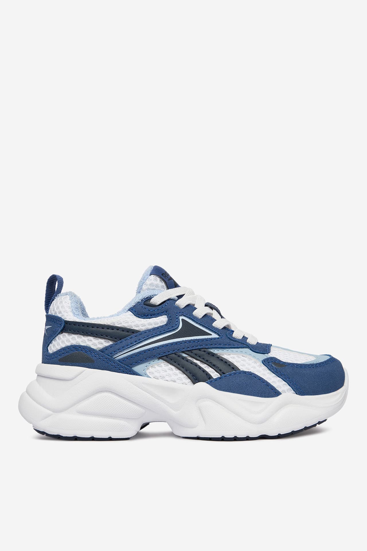 Sneakersy